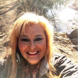 Meet your Posher, Sylvia